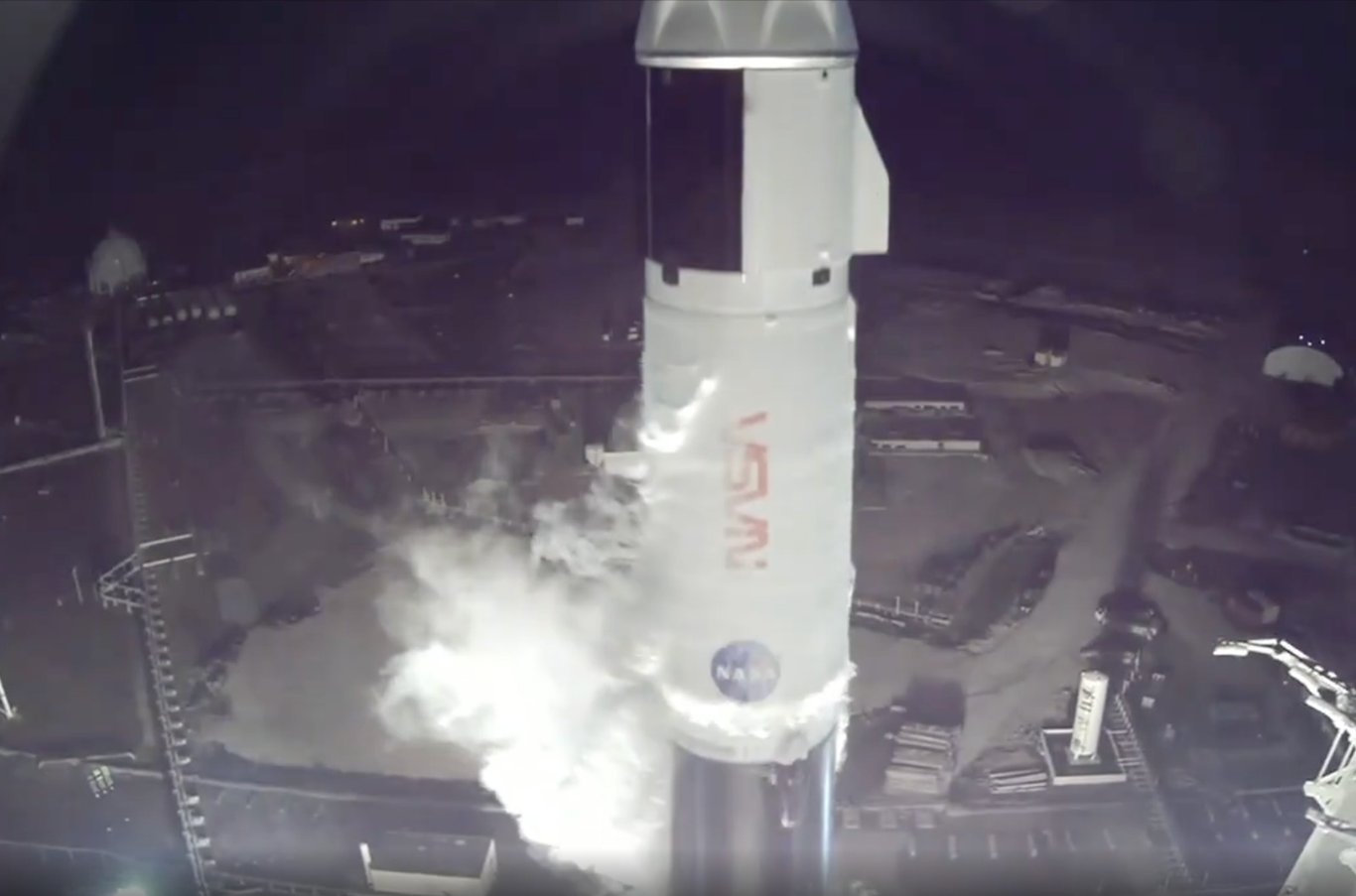 NASA'nın Crew 6 astronotlarını taşıyan roketi fırlatıldı