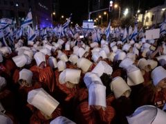Protestoların 10. haftası: İsrail’de on binlerce kişi sokaklara çıktı!