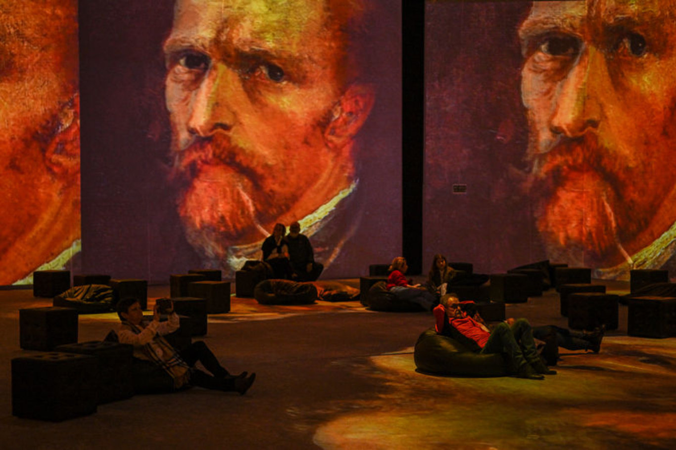 Vincent Van Gogh'un kulağını kesmesine neden olacak olay neydi?