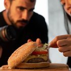 REKLAMLARDA KULLANILAN ÇEKİM HİLELERİ SİZİ ÇOK ŞAŞIRTACAK