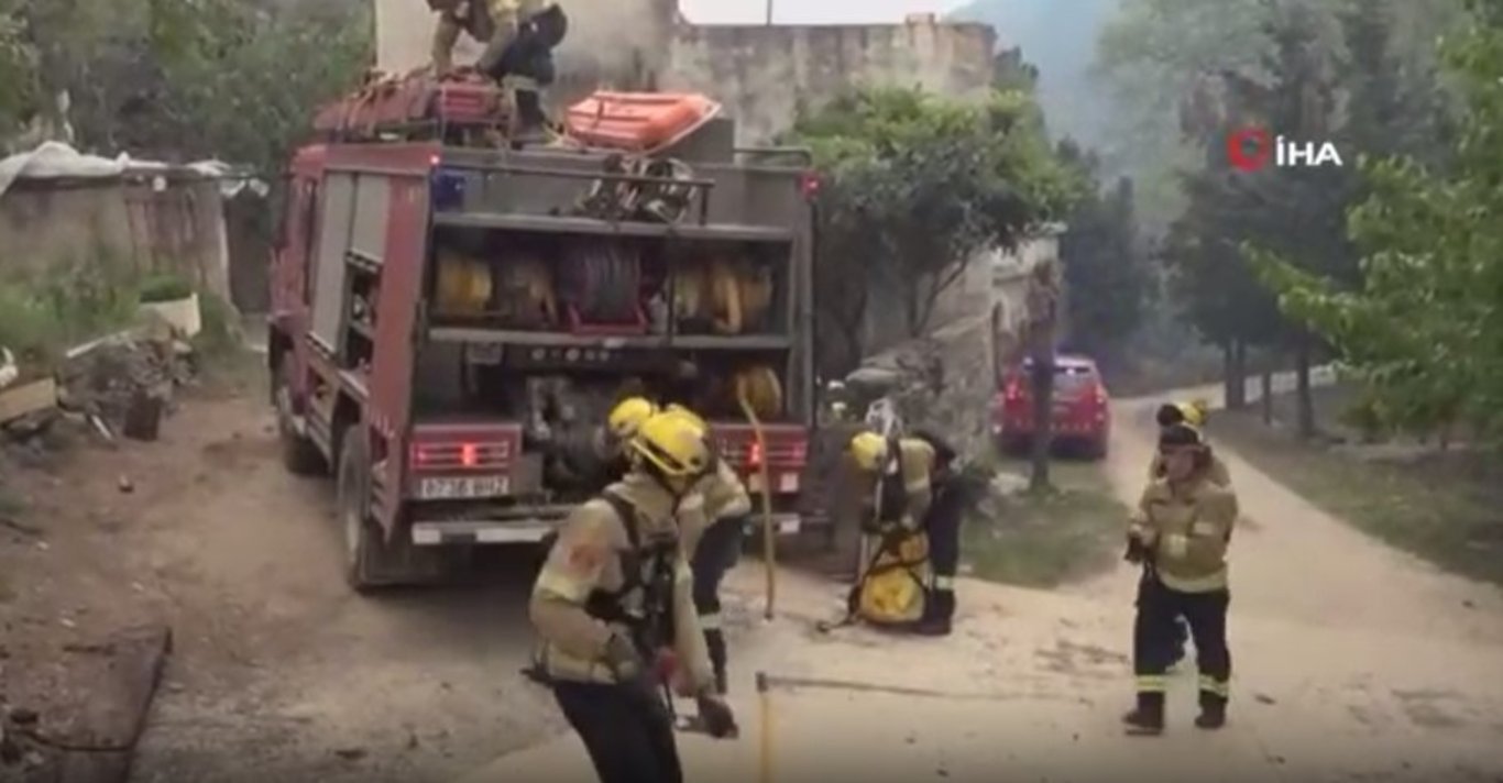 Fransa'da yangın: 1000 hektar alan zarar gördü, yüzlerce kişi tahliye edildi