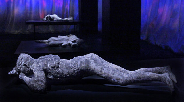 Vezüv patladı tüm şehir 15 dakikada olduğu yerde taşlaştı! İşte Pompei'nin ürkütücü öyküsü