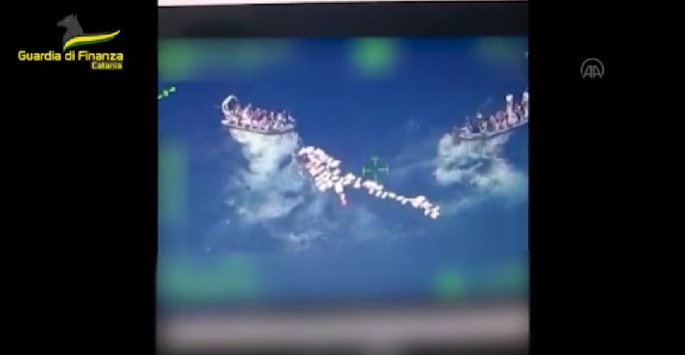 İtalyan polisi Akdeniz'de paketler halinde 2 ton kokain buldu