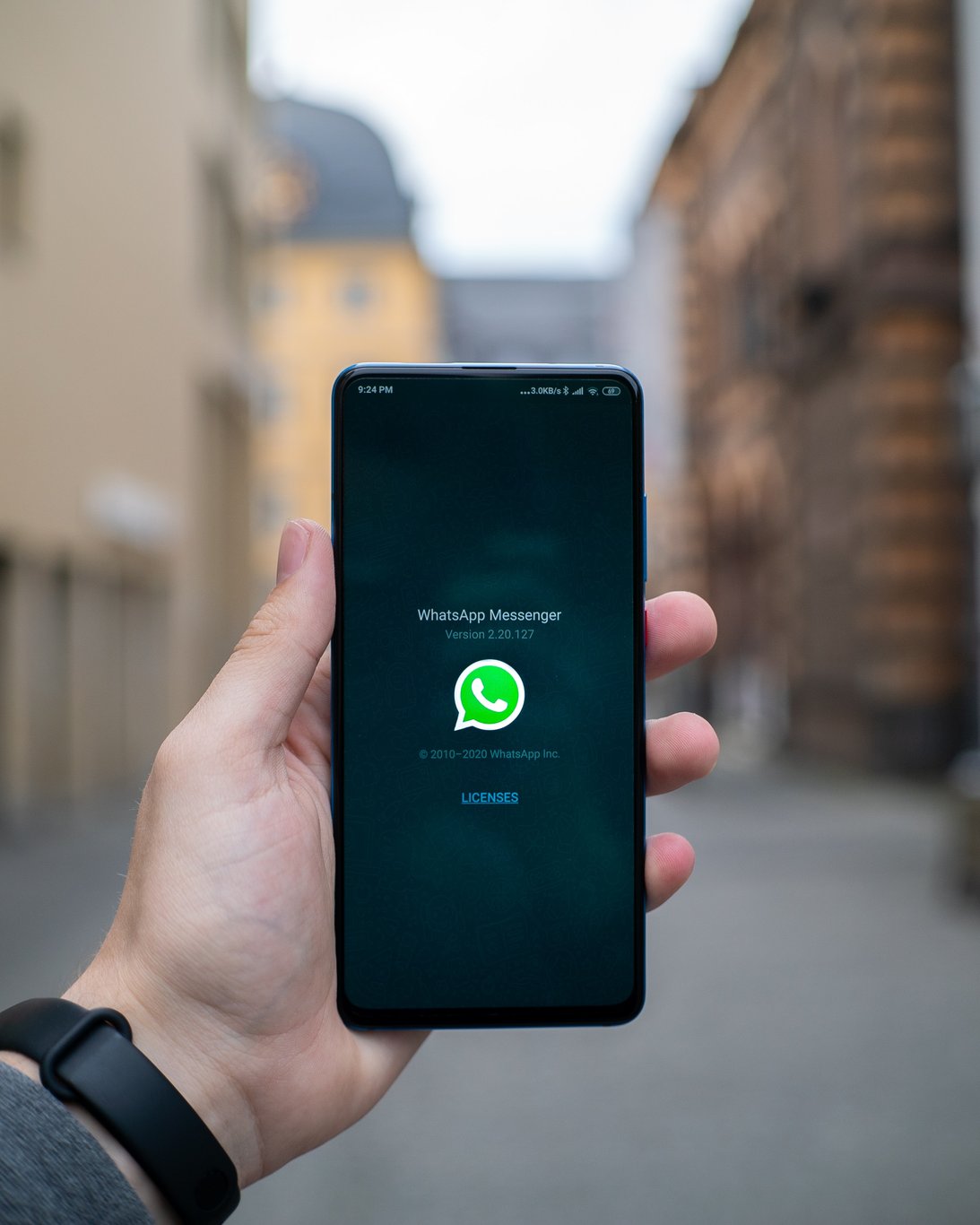 WhatsApp'ın yeni özelliği ile artık sohbetler gizlenebilecek!
