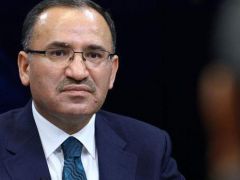 Bakan Bozdağ’dan çok konuşulacak Ahmet Necdet Sezer sözleri! ‘Eşim başörtülü diye beni davet etmedi’