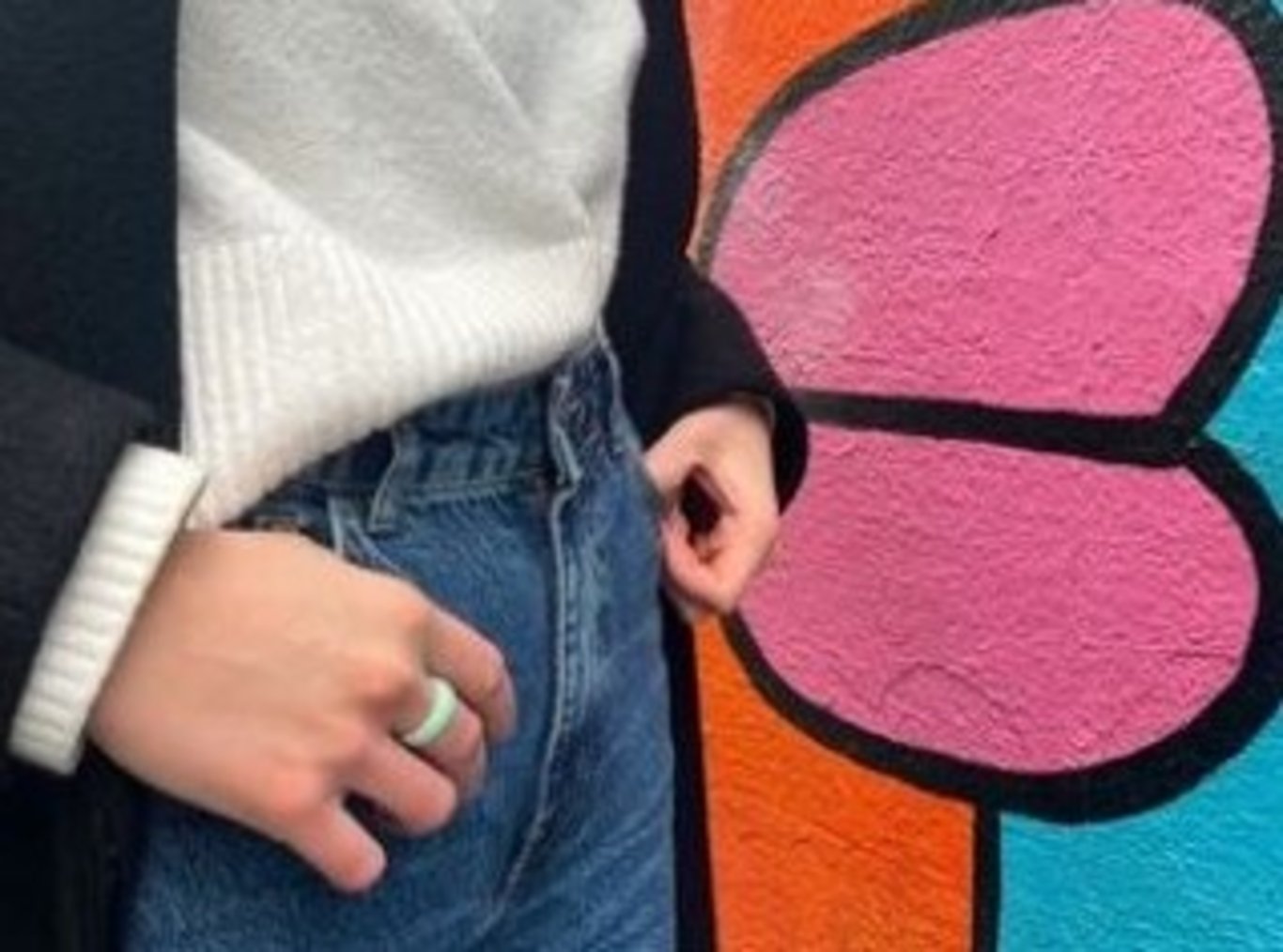 Yeni biriyle tanışmak isteyenler parmağına 