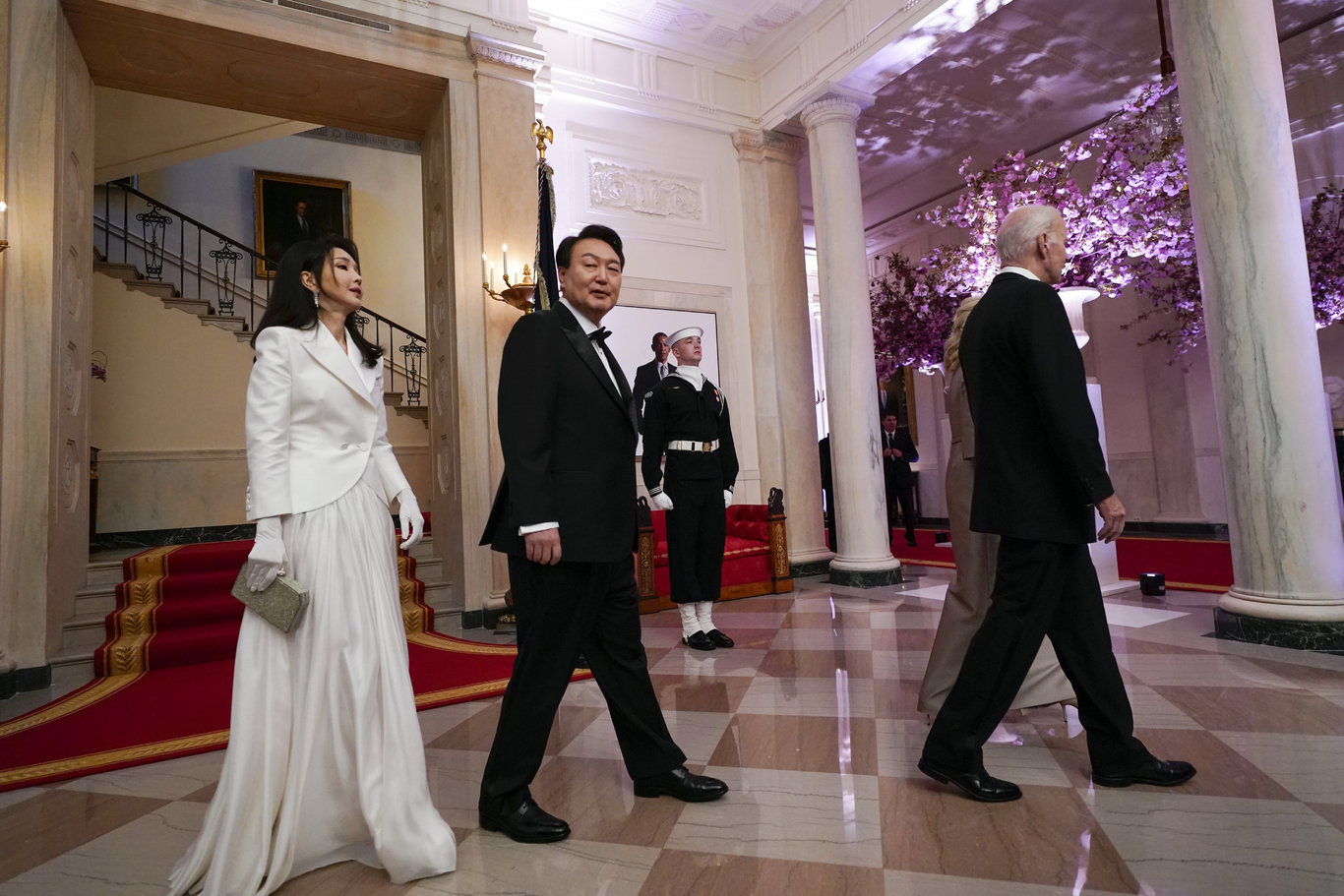 ABD Başkanı Biden Güney Kore Devlet Başkanı ile bir araya geldi: Yoon Suk Yeol şarkı söyledi - Dünyadan Haberler