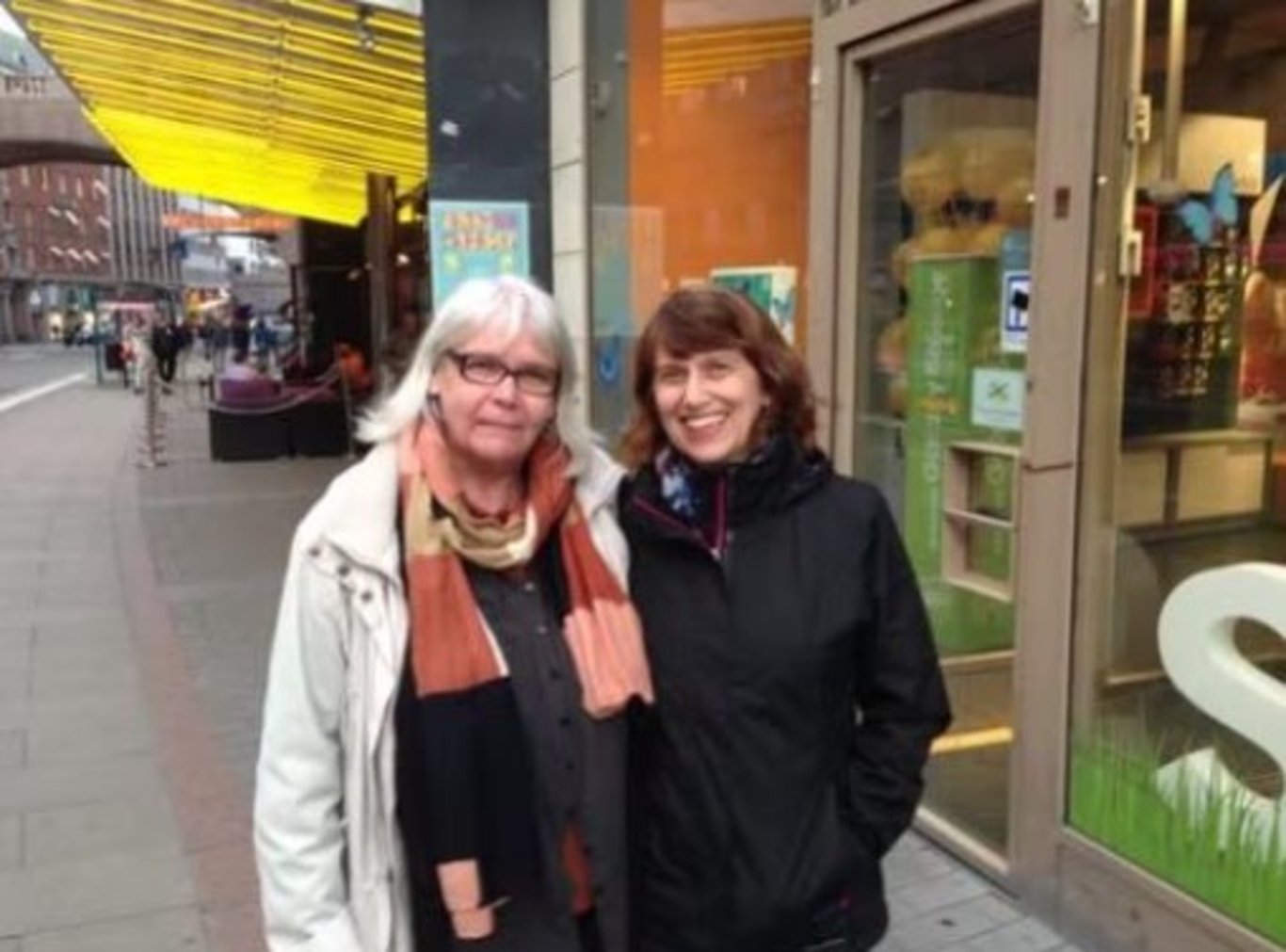 Soygun sırasında hırsız ve rehineler arasında yaşanan hayretle okuyacağınız bir 