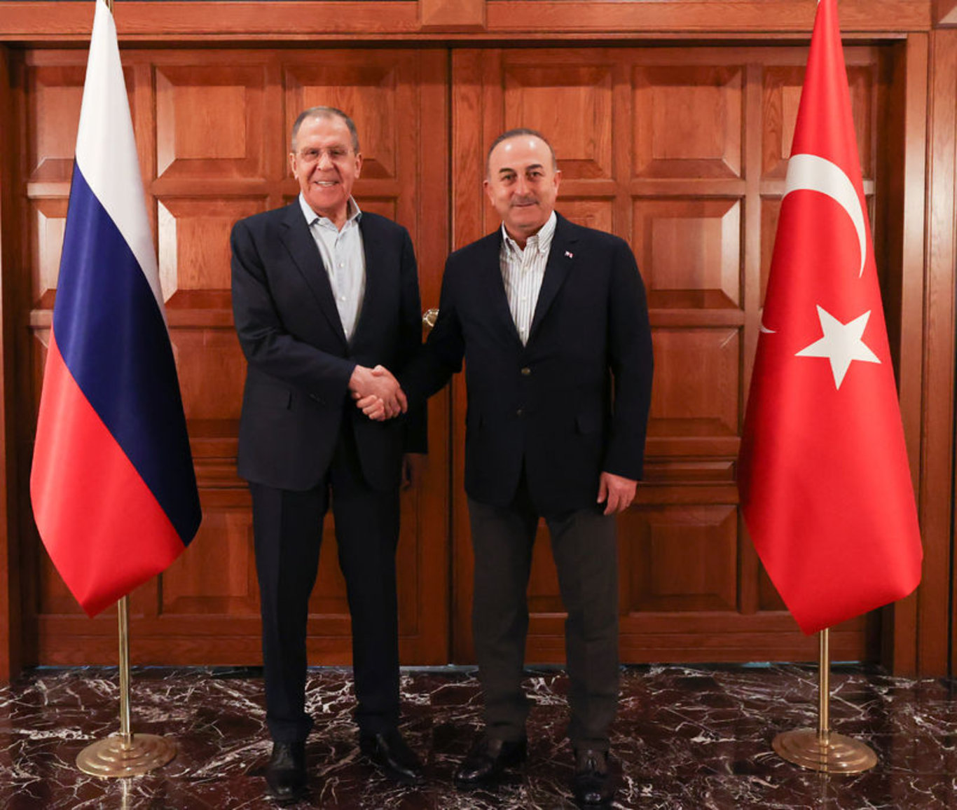 Dışişleri Bakanı Çavuşoğlu, Rus mevkidaşı Lavrov ile iftarda bir araya geldi
