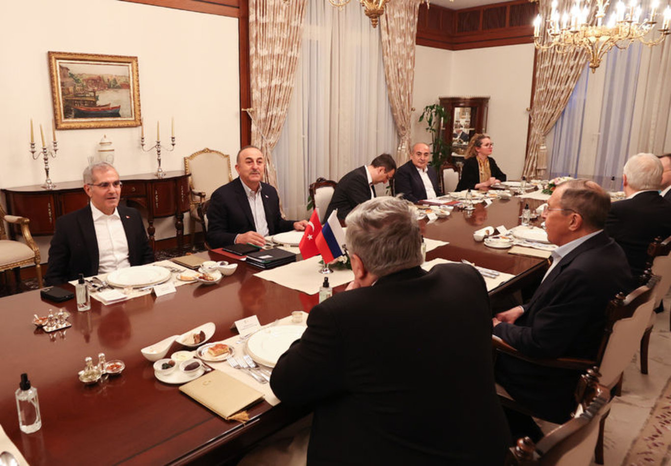 Dışişleri Bakanı Çavuşoğlu, Rus mevkidaşı Lavrov ile iftarda bir araya geldi
