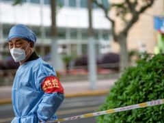 Çinlilerin böcek yeme alışkanlığı acı dolu bir döneme dayanıyor!