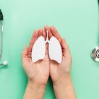 E-SİGARA YÜZÜNDEN DÖRT KEZ AKCİĞERİ ÇÖKTÜ