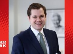 İngiliz Bakan hız sınırını ihlal etti: 6 ay trafikten men