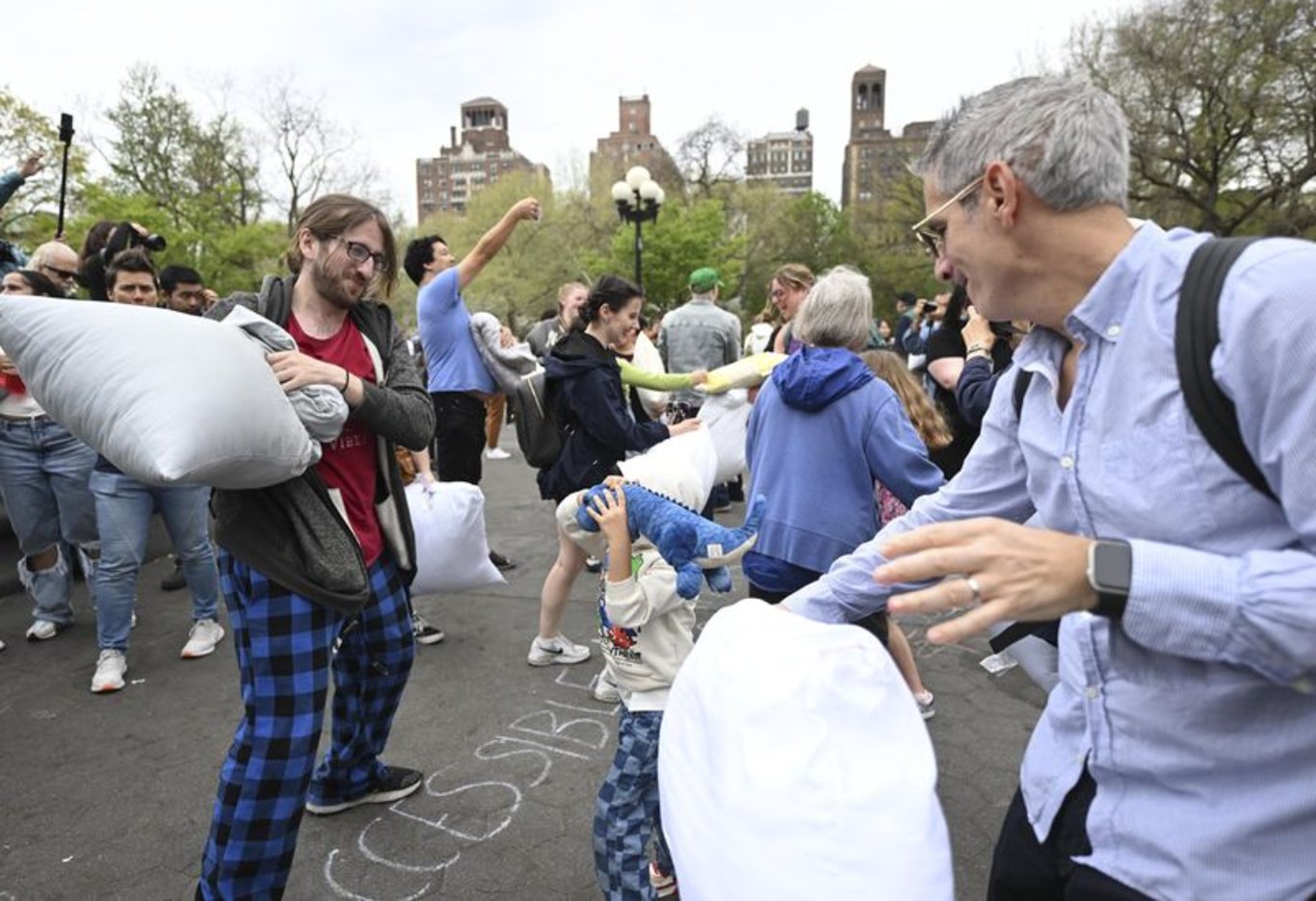 New York'ta Uluslararası Yastık Savaşı Günü