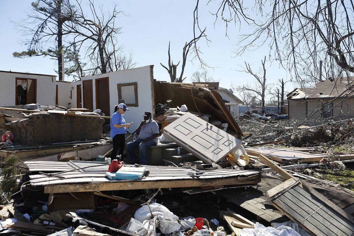 ABD'de şiddetli fırtınalar etkisini sürdürüyor: En az 32 kişi hayatını kaybetti!