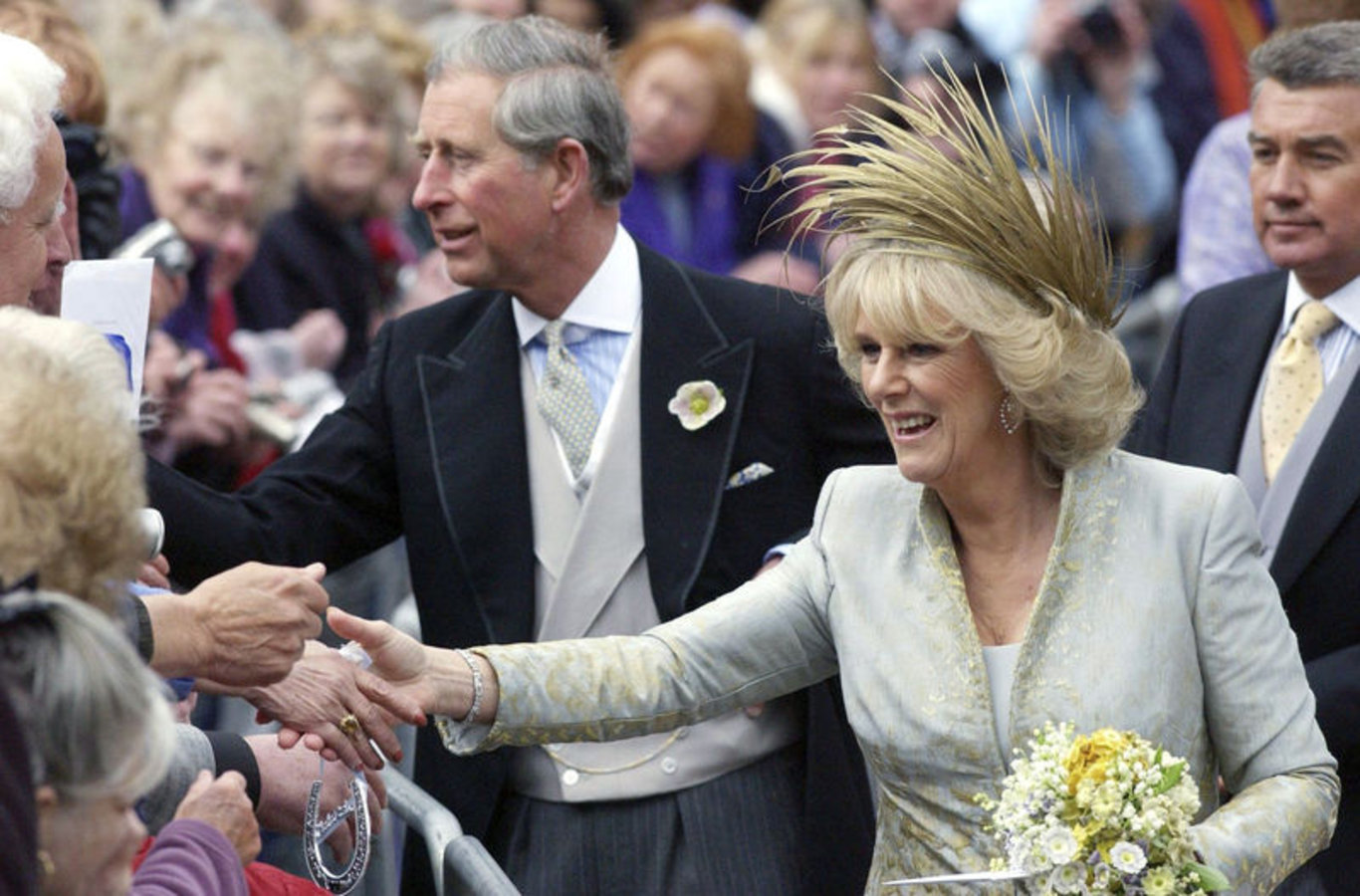 Taç giyme töreninde bir ilk: İngiltere'nin monarşi tarihinde ilk kez kadın rahipler törende yer alacak