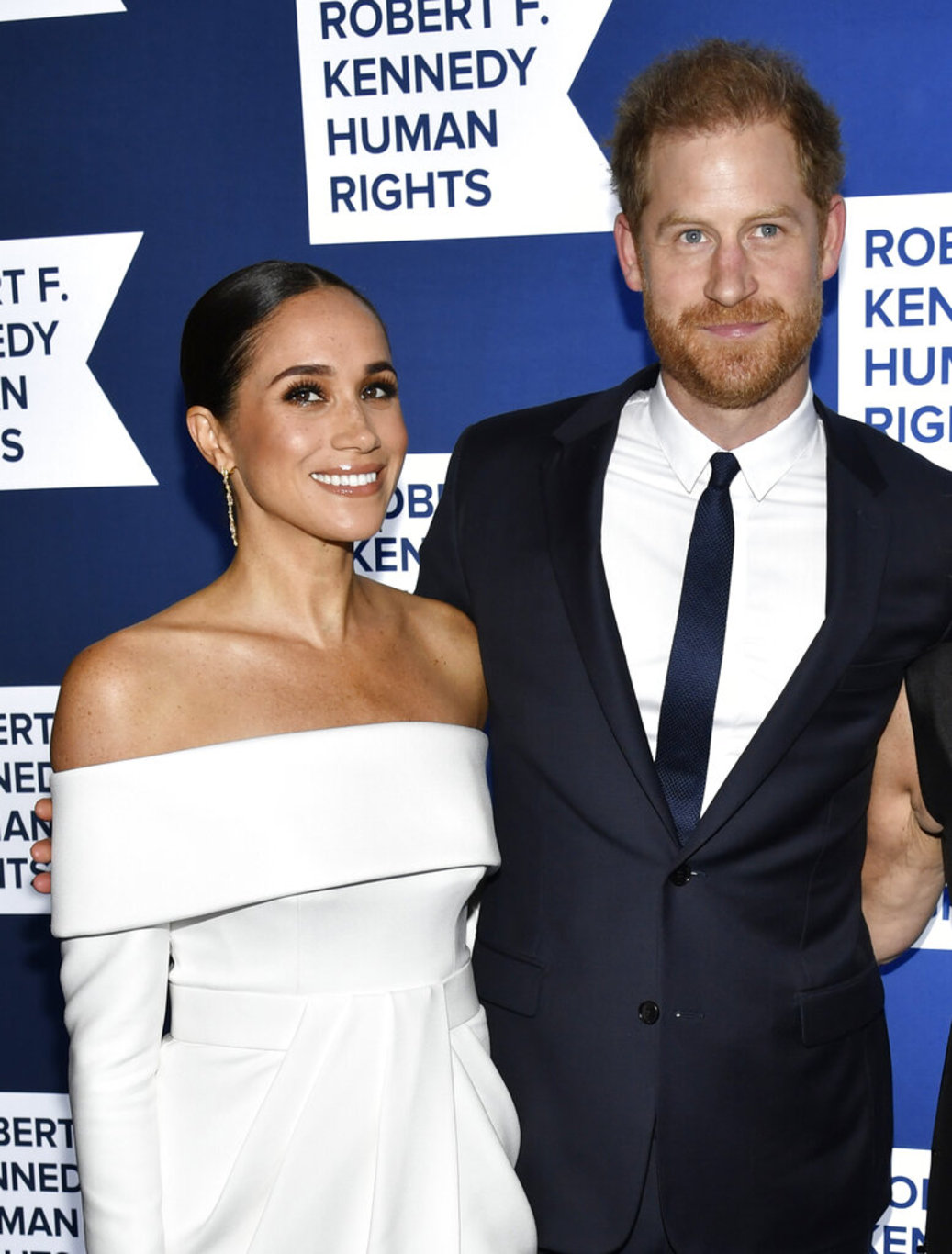 Taç giyme törenine katılmama kararı alan Meghan Markle'dan iddialara yanıt