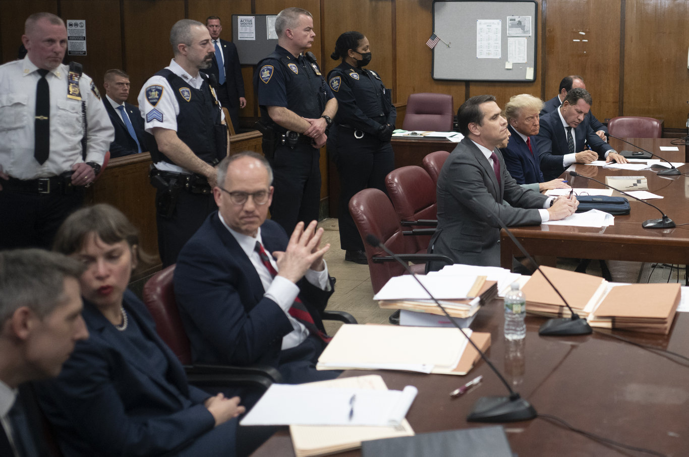 Dünyanın gözü ABD'de! Eski ABD Başkanı Donald Trump suçlamalara ne tepki verdi, tutuklandı mı ve hapse mi girdi? - Donald Trump Son Dakika Haberleri