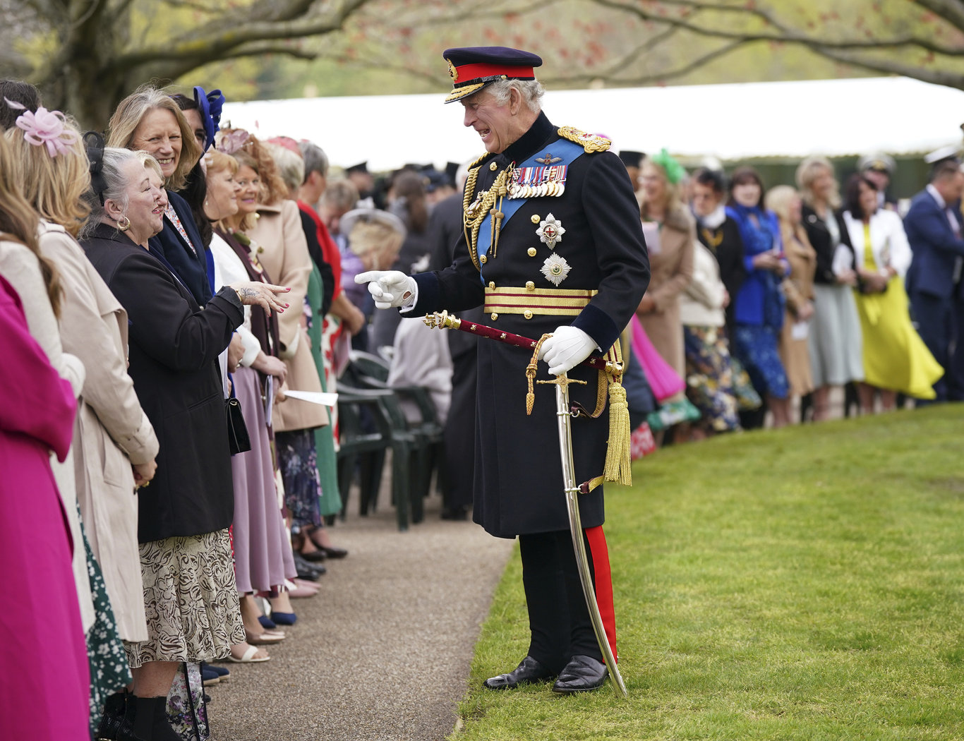 Tarihi taç giyme töreninde neler olacak?