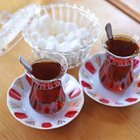 MİLLİ ÇAY TABAĞININ RENKLERİ VE FİGÜRLERİ BAKIN NE ANLAMA GELİYOR!