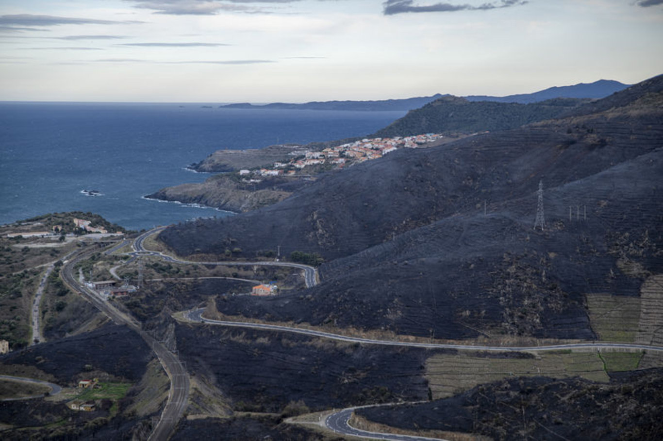 İspanya-Fransa sınırındaki orman yangını kontrol altına alındı