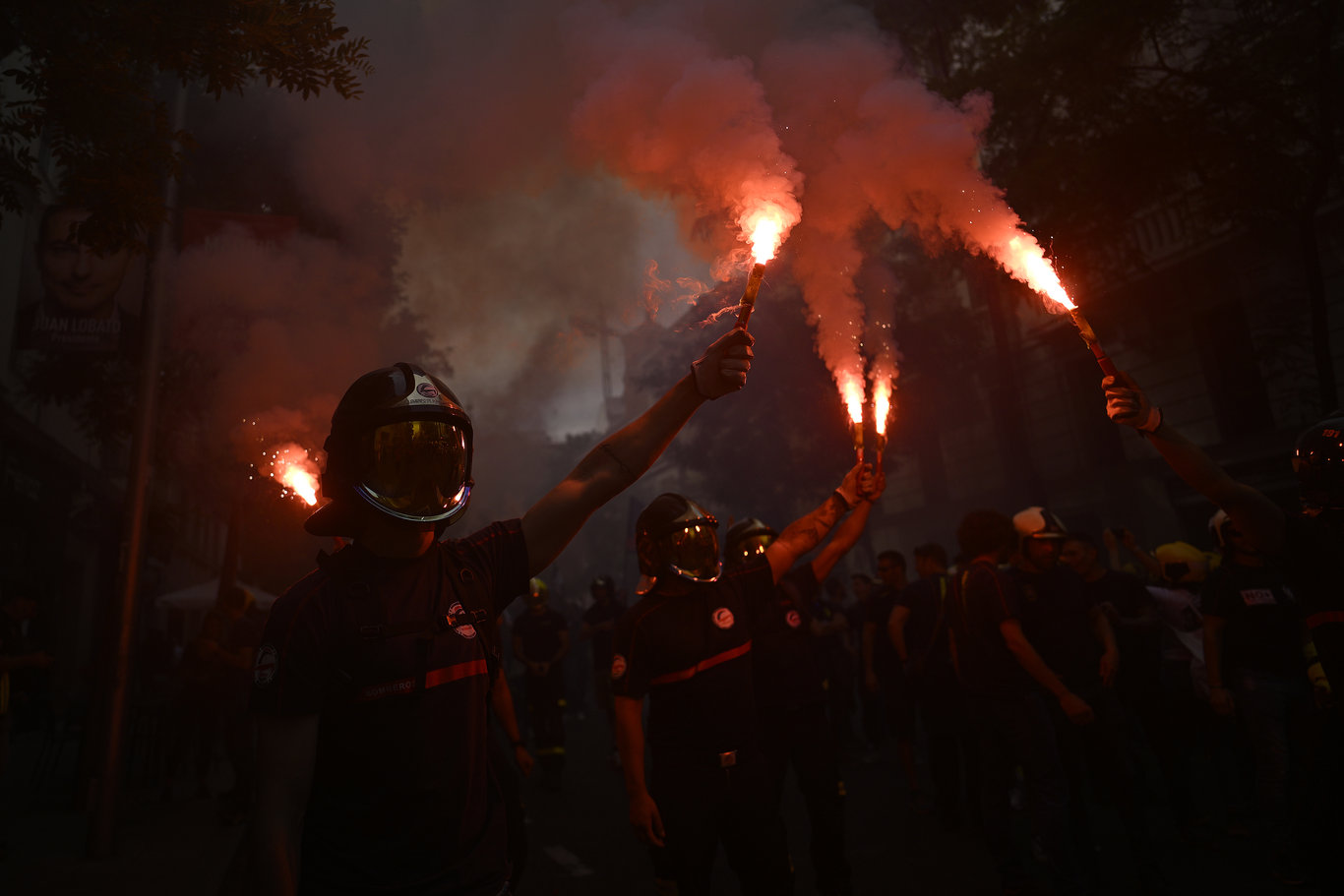 İspanya'da 2022 orman yangınlarının en kötü yılı oldu: İtfaiyeciler protesto ayaklandı!