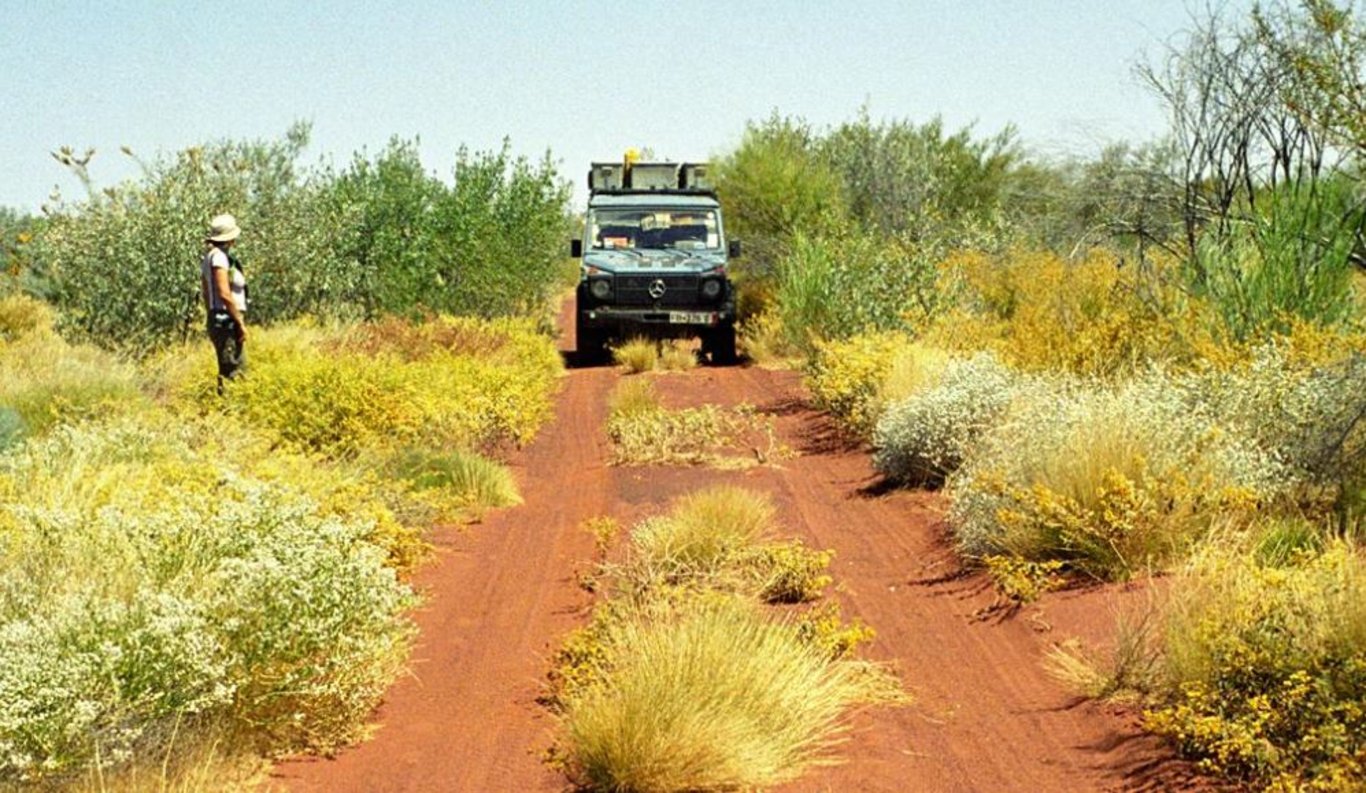 24 yıl süren dünya turunda 215 ülke gezerek Dünya turu yaptılar! Gunthe Holtorf ve Otto