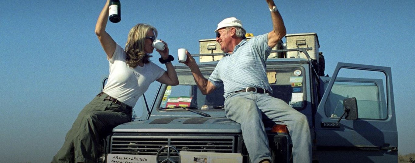 24 yıl süren dünya turunda 215 ülke gezerek Dünya turu yaptılar! Gunthe Holtorf ve Otto