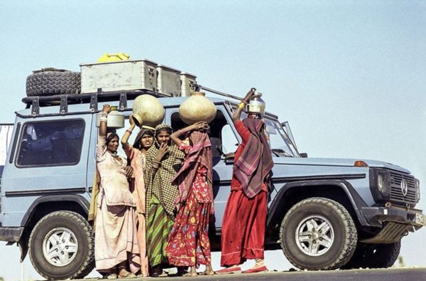 24 yıl süren dünya turunda 215 ülke gezerek Dünya turu yaptılar! Gunthe Holtorf ve Otto