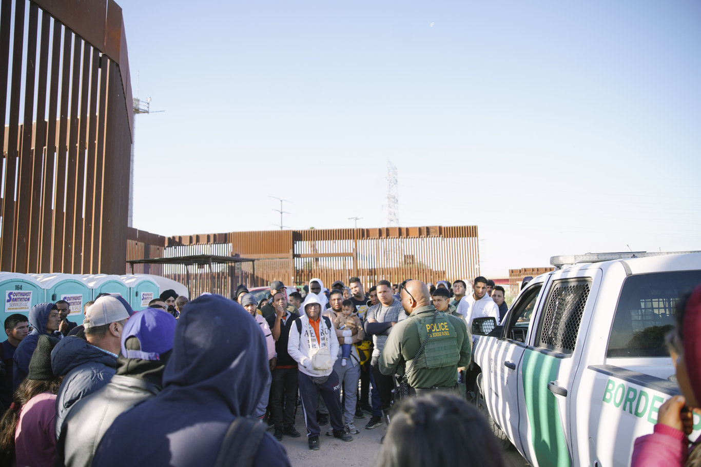 ABD'de göçmenlerin ülkeye gelmesini zorlaştırmayı hedefleyen yasa tasarısı kabul edildi