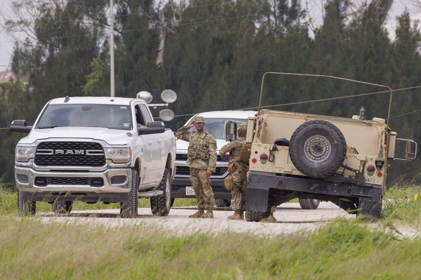 ABD'de göçmenlerin ülkeye gelmesini zorlaştırmayı hedefleyen yasa tasarısı kabul edildi