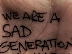 Ağlanacak halimize güldüren bu eserler hayatı sorgulatabilir!