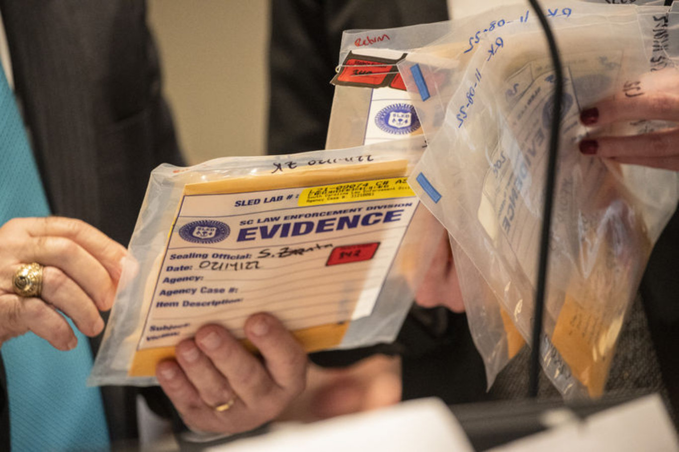 Eşini ve çocuğunu öldürmekten ceza almıştı: ABD'nin konuştuğu davada yeni gelişme