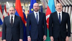 Aliyev ile Paşinyan Brüksel'de görüşecek