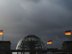 Almanya depremzede vizesini uzattı