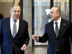 Bakan Çavuşoğlu, Rus mevkidaşı Lavrov ile görüştü
