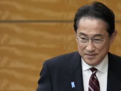 Başbakan Kishida’nın oğluna parti uyarısı