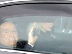 Berlusconi taburcu edildi
