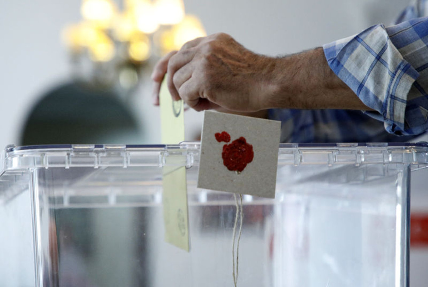 SANDIKLAR KAPANDI! Son dakika: 14 Mayıs seçimleri için yurt dışında sandık kurulan birçok noktada oy kullanma işlemi sona erdi: Son durum ne?