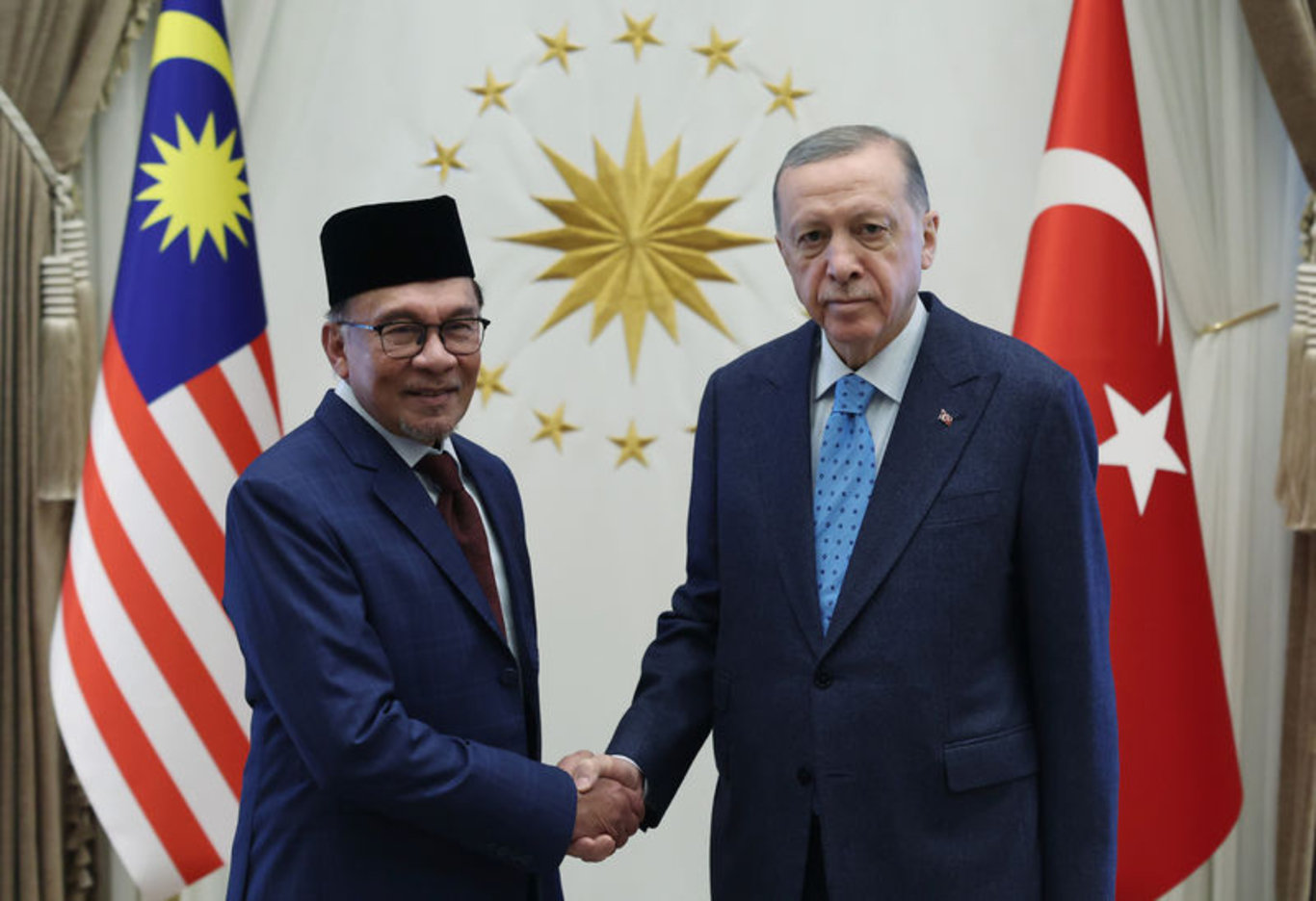 Dünya liderlerinden Cumhurbaşkanı Erdoğan'a tebrik mesajları