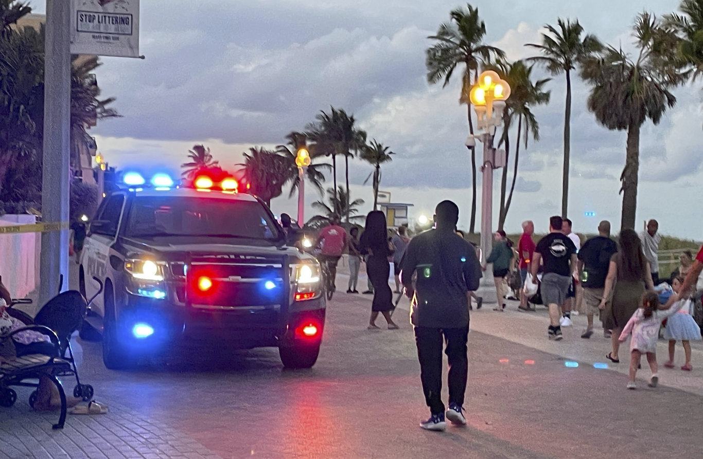 ABD'de Florida'nın Hollywood bölgesinde sahil yakınlarında silahlı saldırı: Çok sayıda kişi yaralandı!