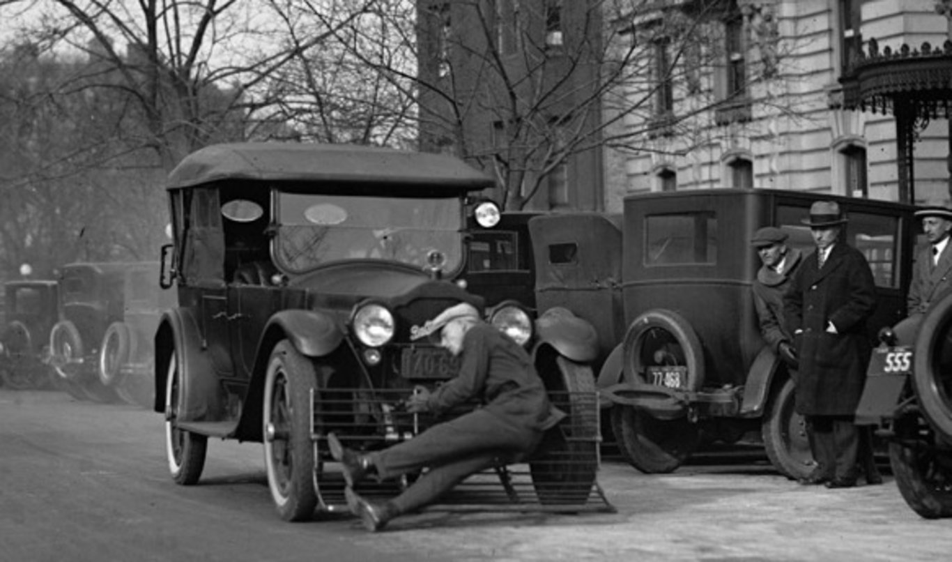 Geçmişte icat edilmiş ilginç buluşlar! Aile bisikletinden, tekerlek arabaya kadar!