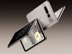 Google ilk katlanabilir telefonunu piyasaya sürdü