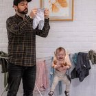 BABA VE KIZLARININ PHOTOSHOPLU FOTOĞRAFLARI GÜLDÜRÜYOR