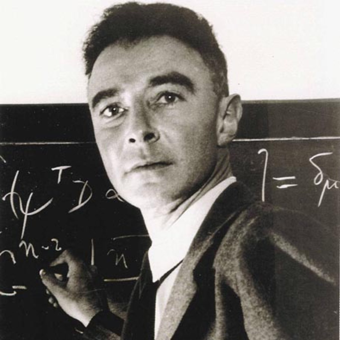 Atom bombasını bularak İkinci Dünya Savaşı'nı bitiren Oppenheimer! Juilus Robert Oppenheimer