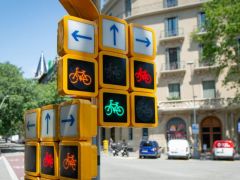 İspanya’da kafaları karıştıran trafik ışığı