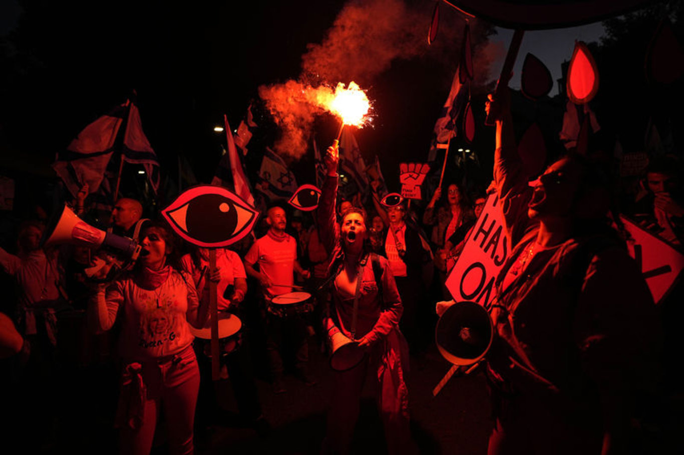 İsrail'de protestolar dinmiyor! Binlerce kişi hükümetin yargı düzenlemesine karşı protestoların 18. haftasında yine meydanlara çıktı