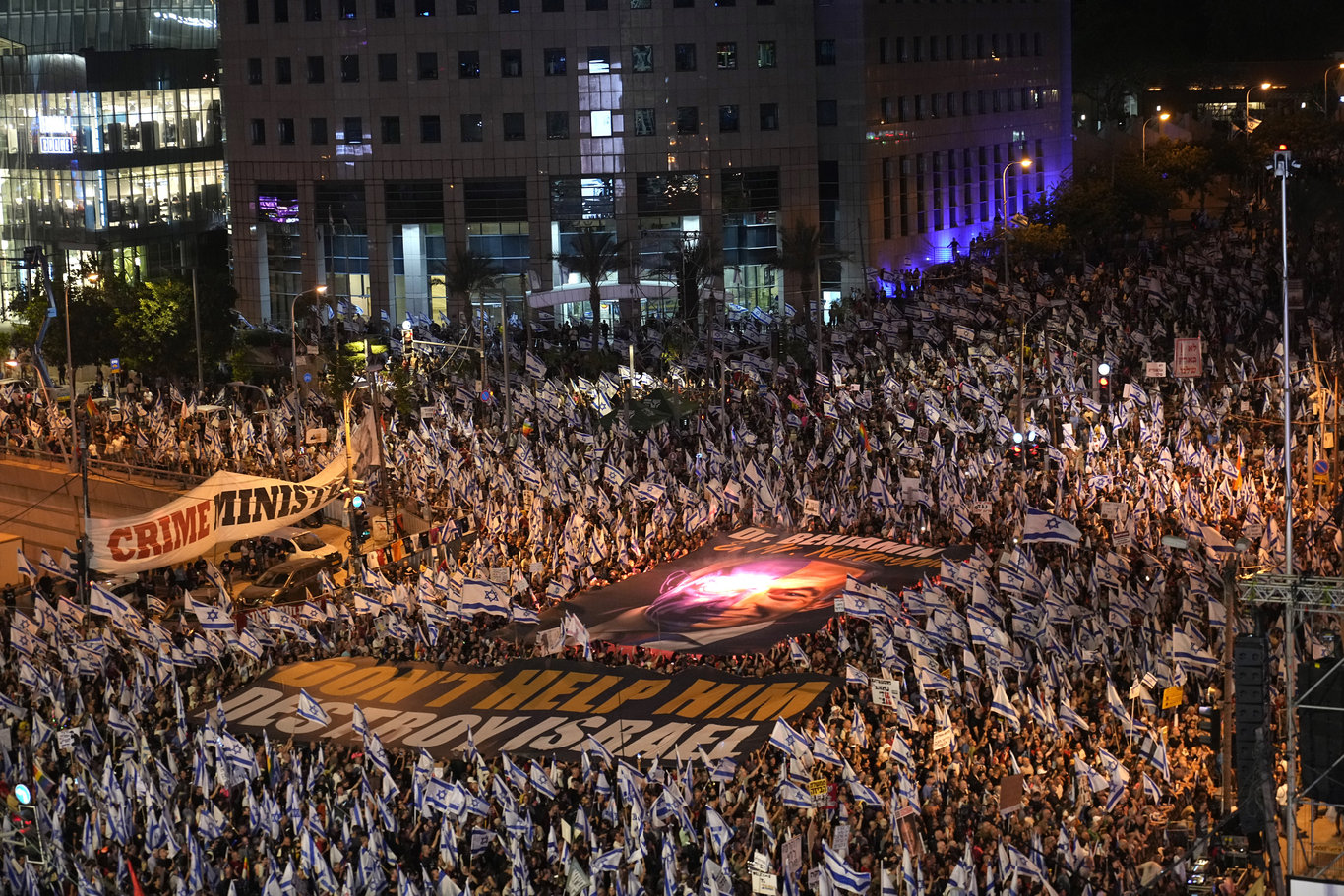 Protestoların 21. haftası: İsrailliler, hükümetin yargı düzenlemesine karşı gösterilerini sürdürüyor