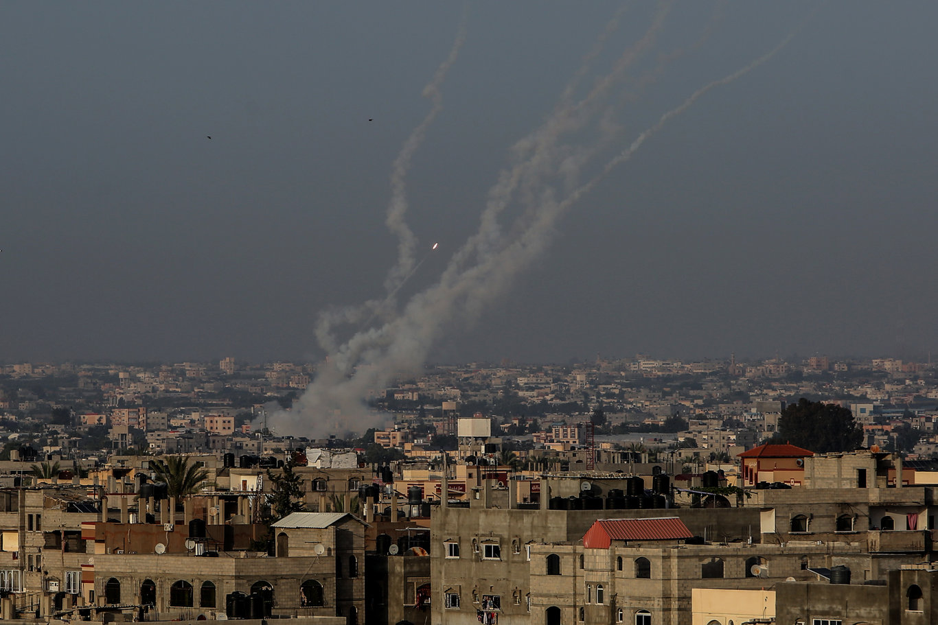 İsrail'in Gazze'ye saldırılarında hayatını kaybedenlerin sayısı yükseliyor! Netanyahu'dan saldırılara devam kararı