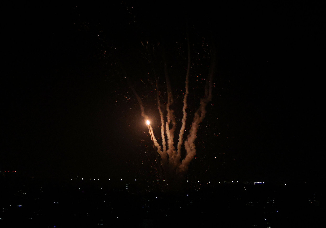 İsrail'in Gazze'ye düzenlediği saldırılar devam ediyor!